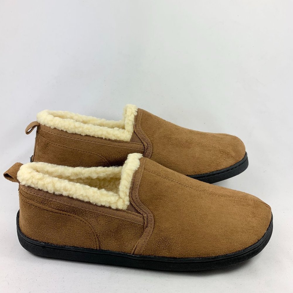 Gold Toe Men’s Twin Gore Faux Suede Slippers